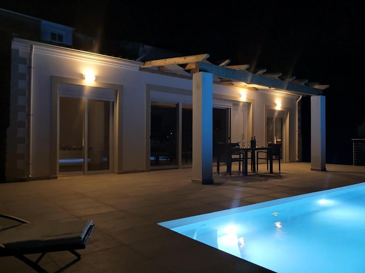 Villa Sunset Sea View 6 *