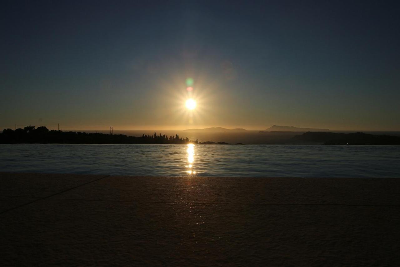 Sunset Sea View 6 Villa *
